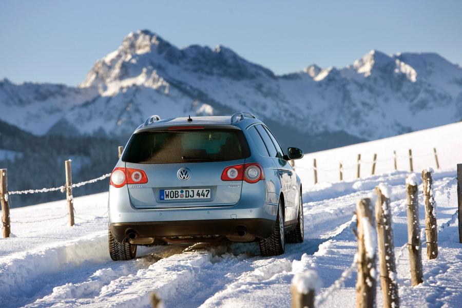  Volkswagen Passat Variant 2005 года  (фото 27 из 121)